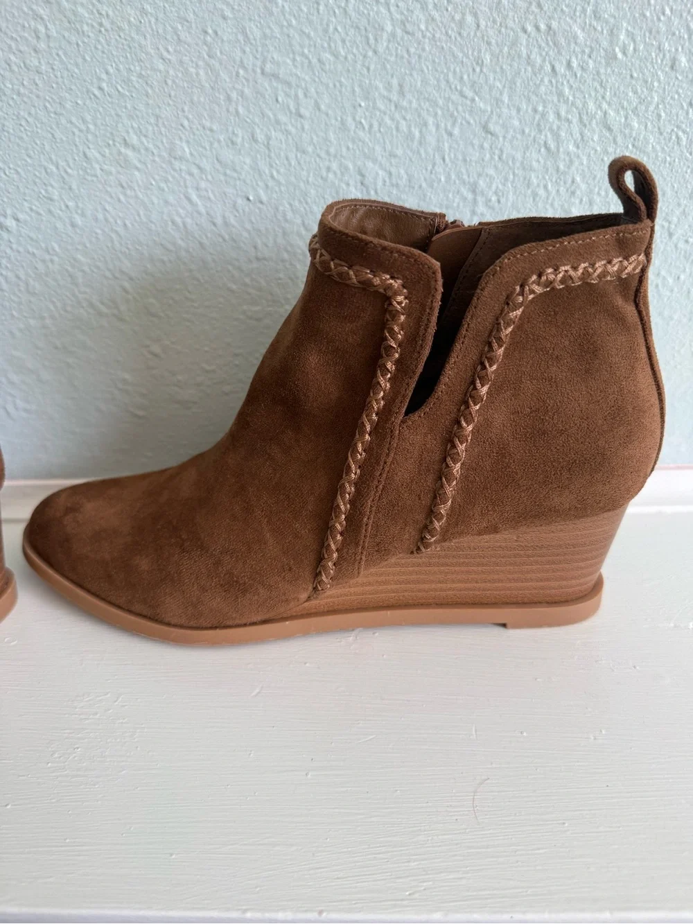 Dolce Vita Brown Suede Wedge Bootie Size 9